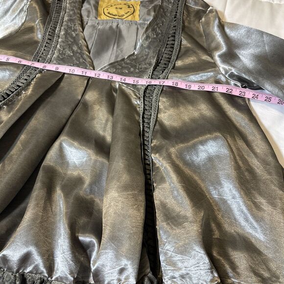 Women’s A RARE BIRD Satin Gray Lace Trimmed Boho Tunic Top Small Medium Lace - Picture 8 of 11